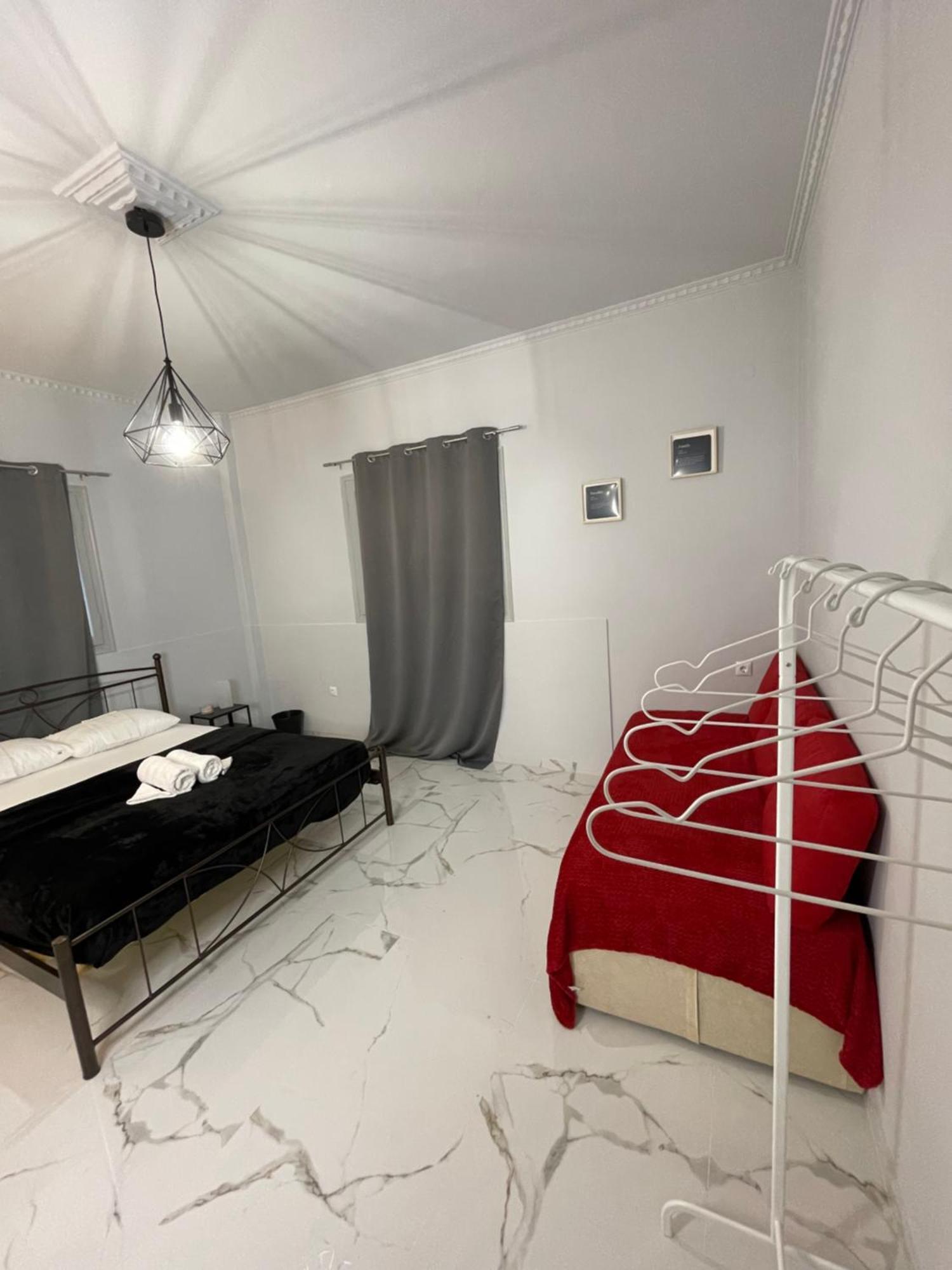 Apartmán Airpoint Renovated Artemida  Exteriér fotografie